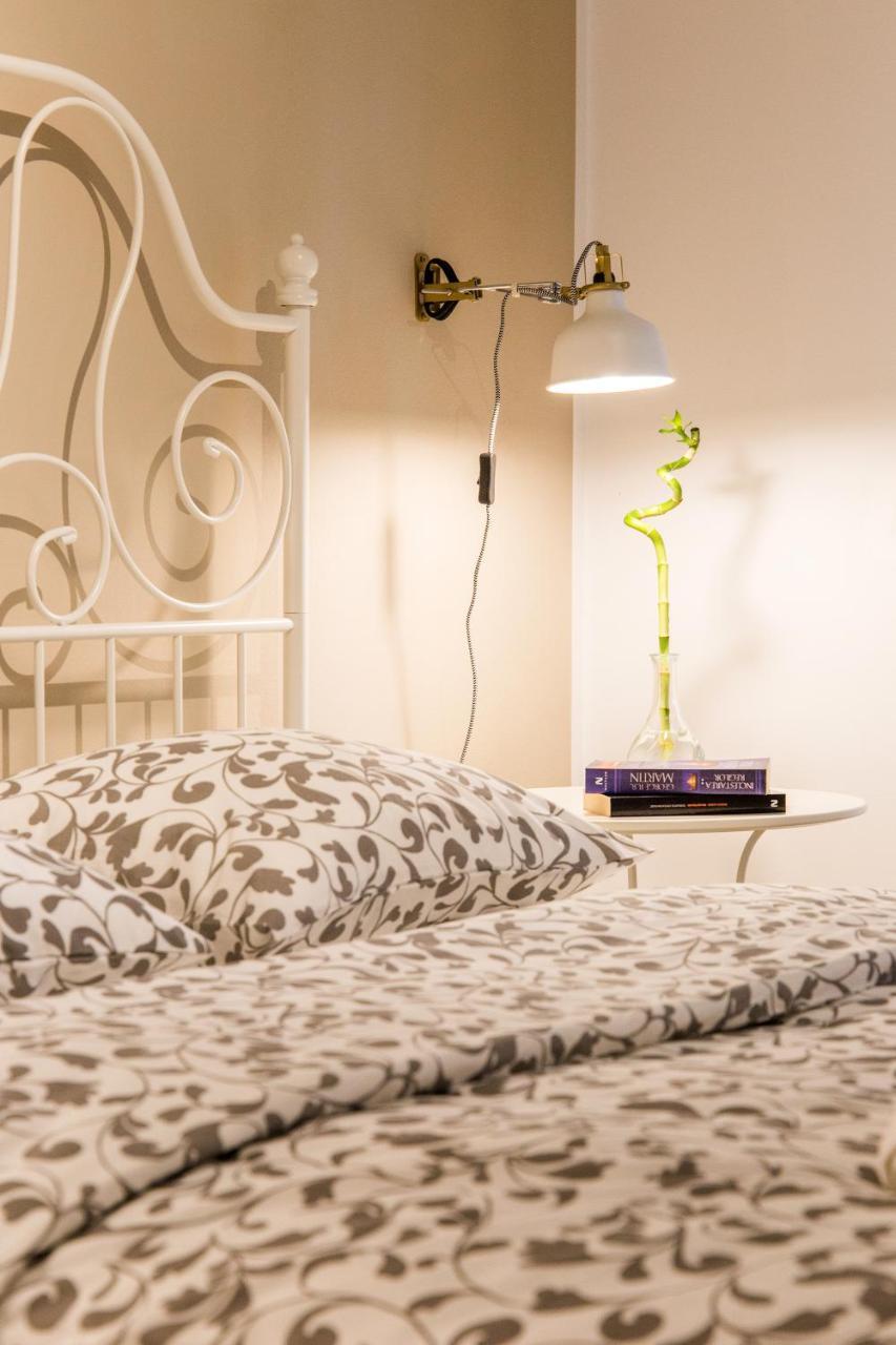 One Love Metropolitan Apartment Bukarest Kültér fotó