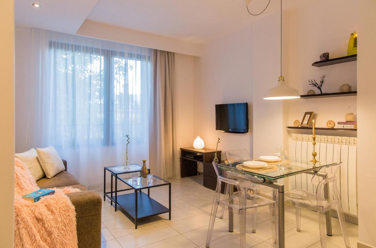 One Love Metropolitan Apartment Bukarest Kültér fotó